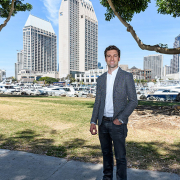 Portrait-with-Skyline