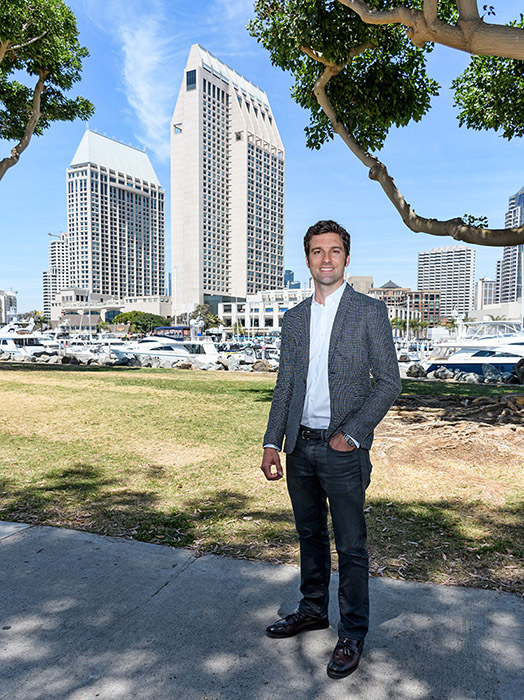 Portrait-with-Skyline