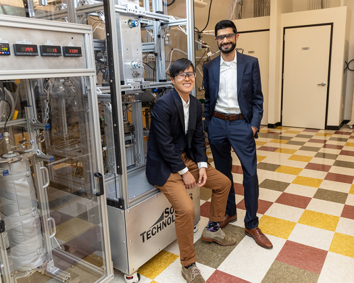 founders in lab